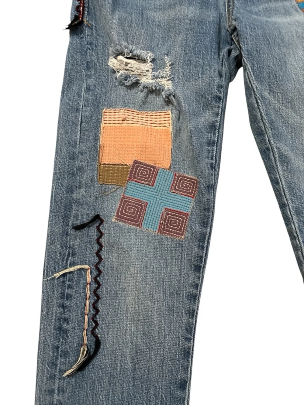 Pilcro Anthropologie Women’s Blue Patchwork Straight-Leg Boyfriend Jeans size 26 - Picture 4 of 14